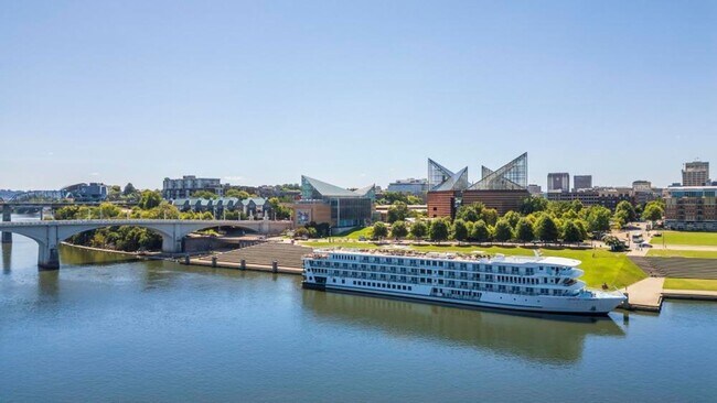 Building Photo - 200 Manufacturers Rd