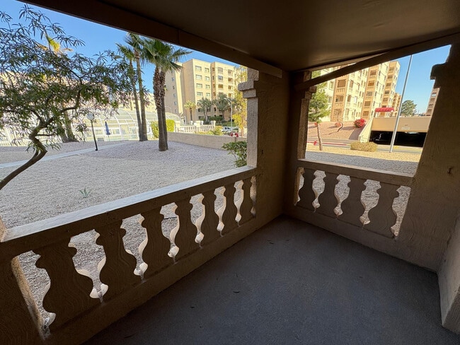 Building Photo - 7850 E Camelback Rd