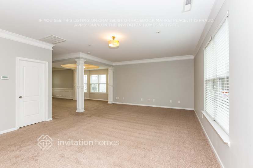 Building Photo - 2874 Chari Park Ln