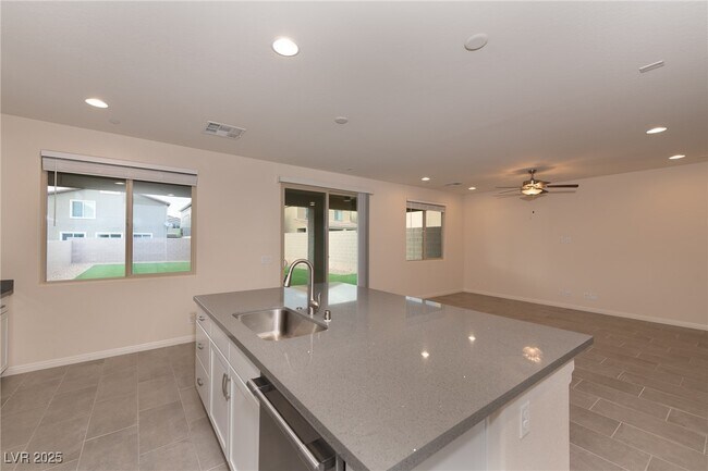 Building Photo - 2926 Caxton Grove Dr