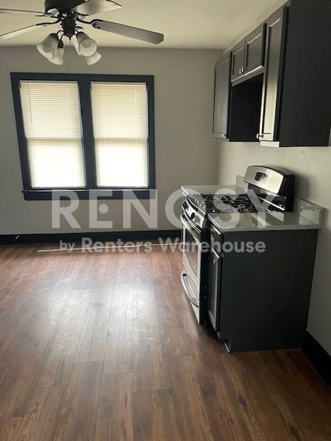 Building Photo - Great location   Updated 3-bedroom 2 bath home
