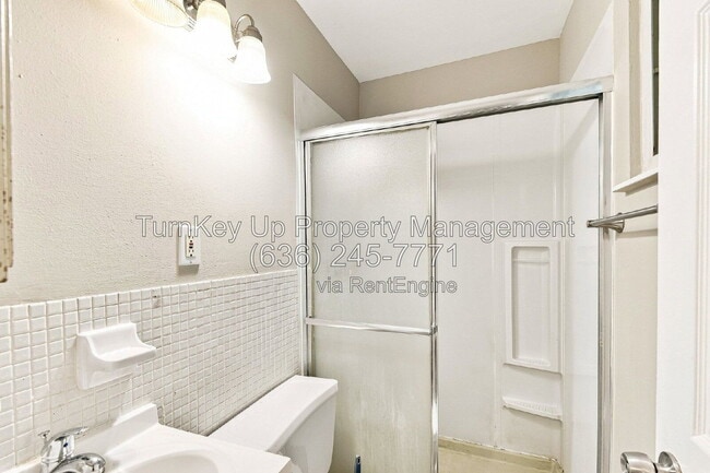 Building Photo - 257 Connolly Dr