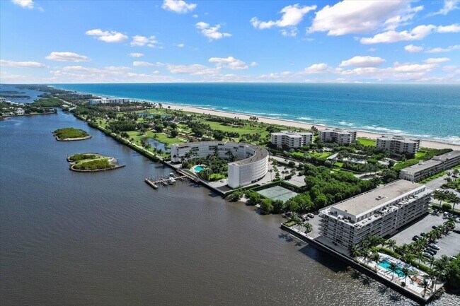 Building Photo - 2560 S Ocean Blvd