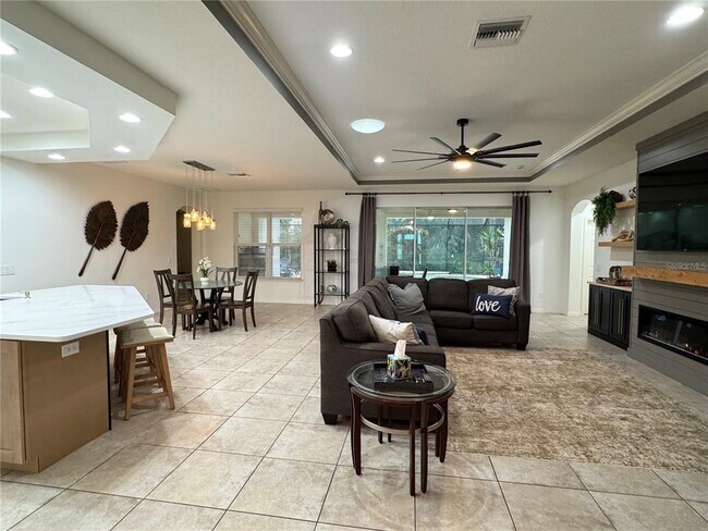 Building Photo - 6310 Anise Dr