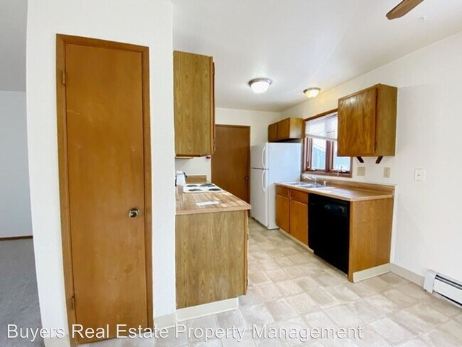 Building Photo - 8118 Boundary Ave