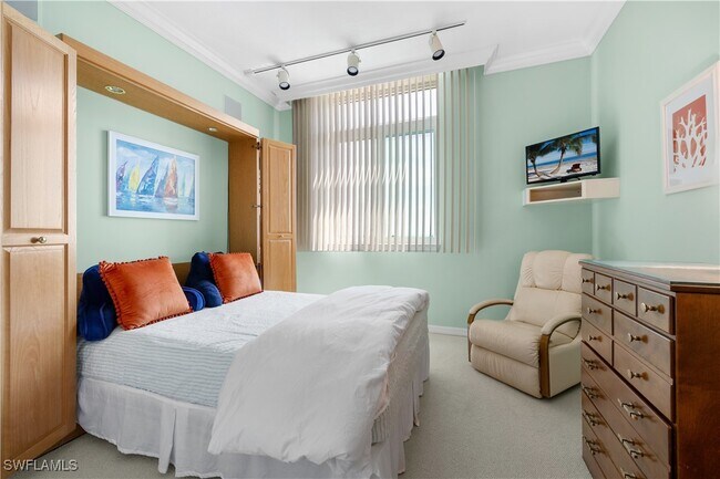 Building Photo - 7515 Pelican Bay Blvd