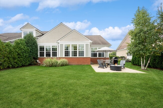 Building Photo - 3146 Valcour Dr