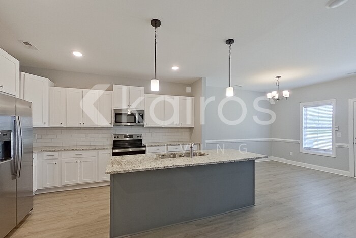 Building Photo - 3708 Oak Leaf Wy