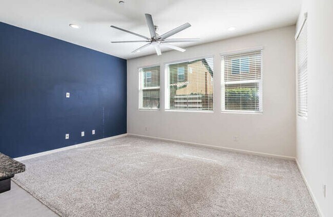 Building Photo - Charming Riverstone Home with Spacious Kitchen Island & Private Backyard