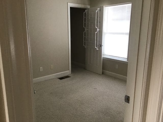 Building Photo - 647 McGinnis Cir