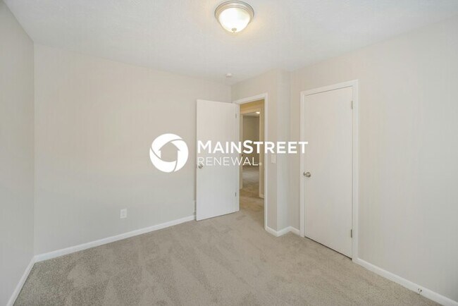 Building Photo - 4 Bedroom Pet-Friendly Home in Conyers, GA with Main Street Renewal