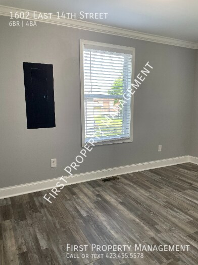 Building Photo - 1602 E 14th St