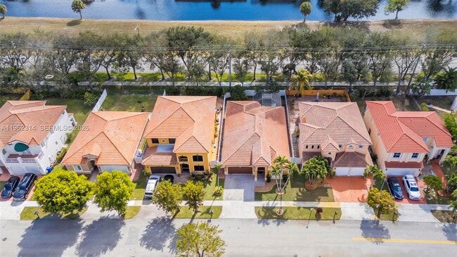 Building Photo - 13124 SW 54th Ct