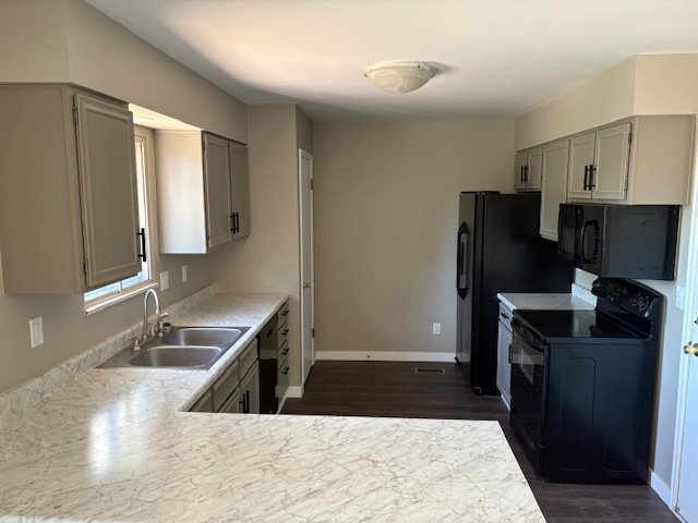 Building Photo - 2115 Peacemaker Terrace W