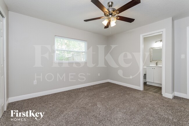 Building Photo - 2004 Cecile St