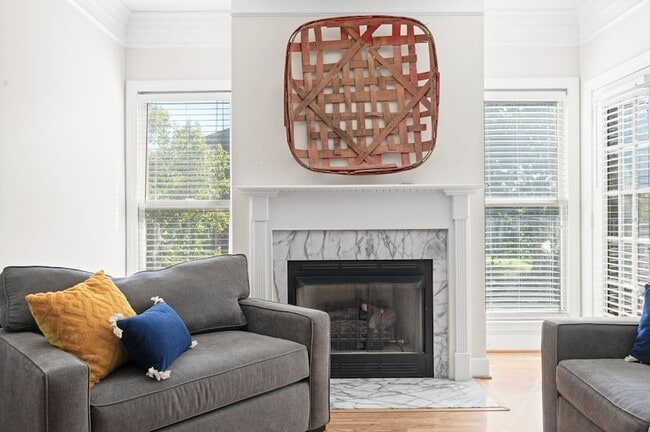 Building Photo - 312 Sloan Rd