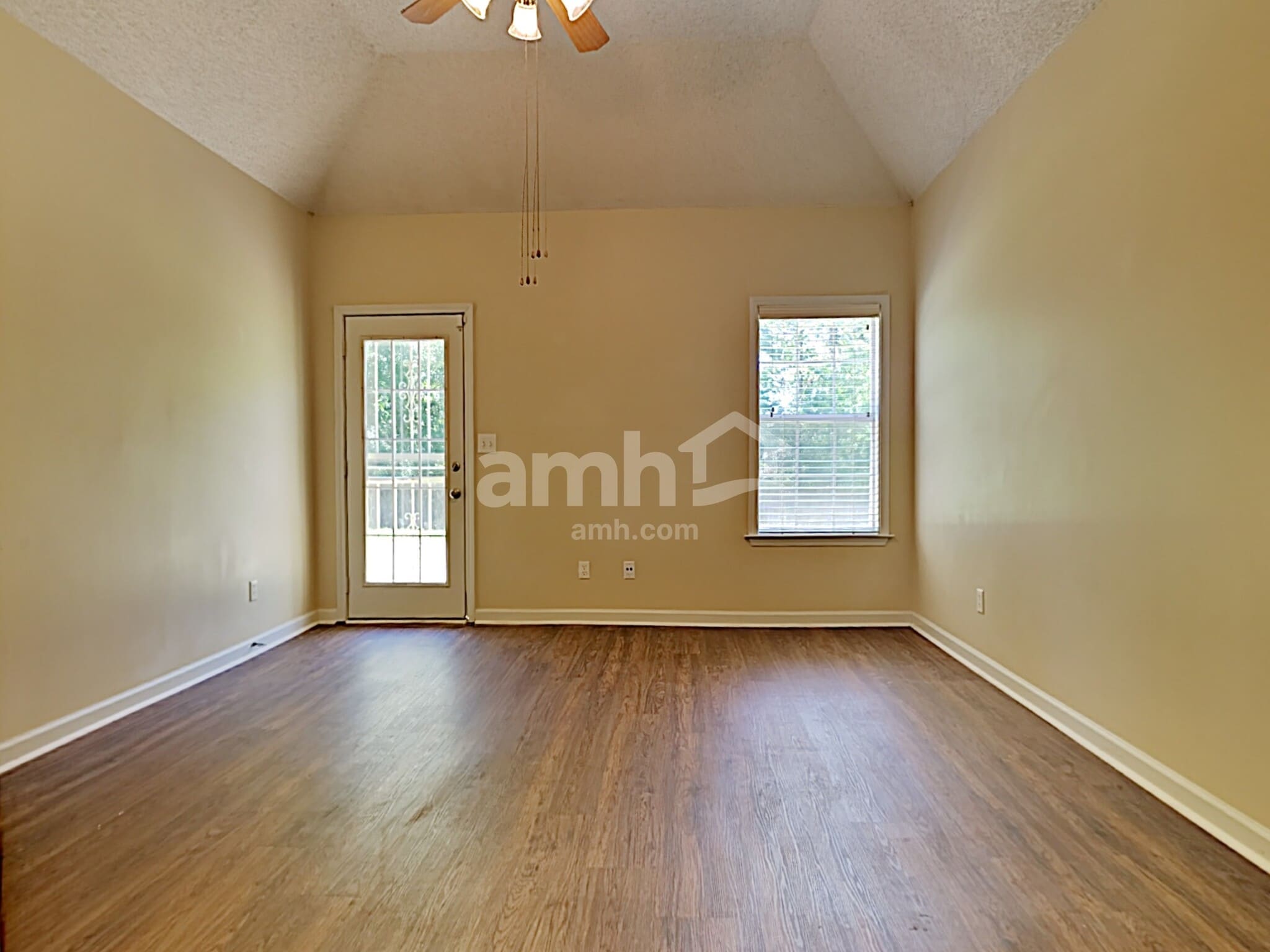 Building Photo - 548 Wesley Woods Dr