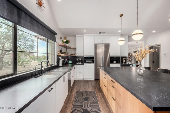 Building Photo - 2311 N 58th St