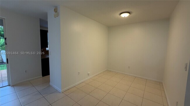 Building Photo - 200 Riverwalk Cir