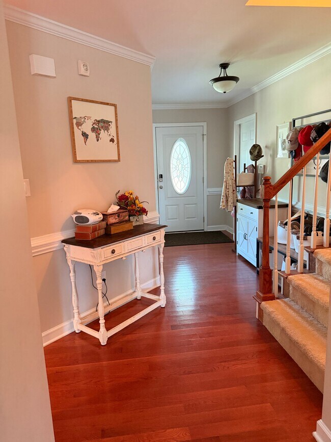 Building Photo - 207 Heather Brook Cir