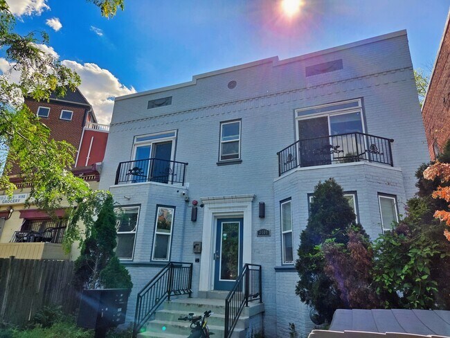 Building Photo - 3404 13th St NW