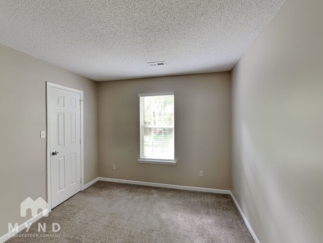 Building Photo - 7307 Preakness Stakes Ln