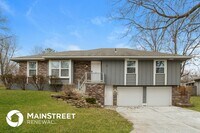 Building Photo - 417 NE Colonial Ct