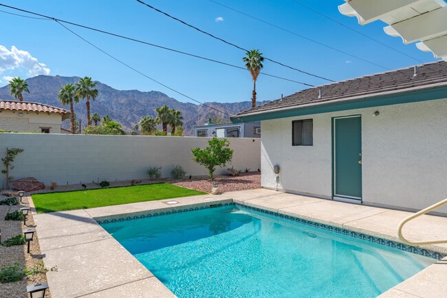 Building Photo - 53475 Avenida Herrera