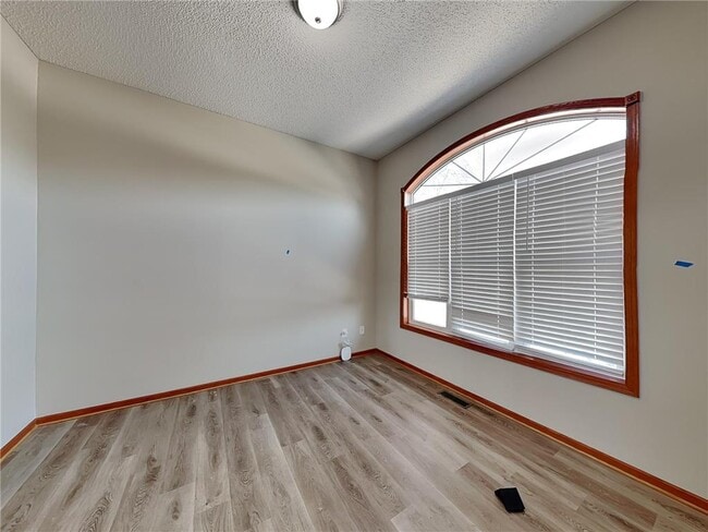 Building Photo - 2248 Longhorn Ln