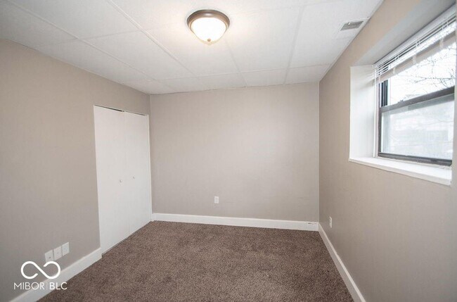 Building Photo - 2060 N Delaware St