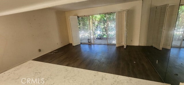 Building Photo - 3050 S Bristol St