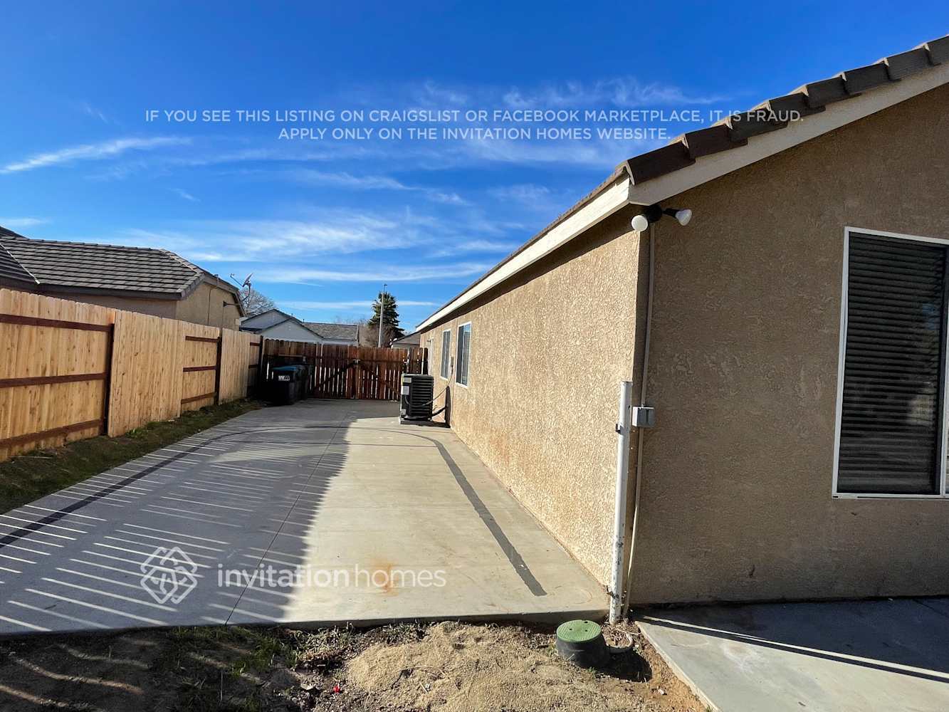 Building Photo - 42550 Blossom Dr