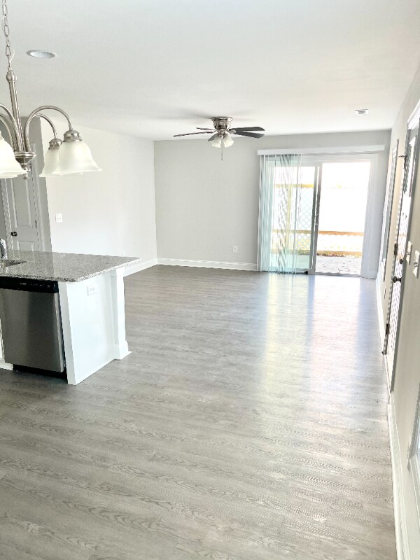 Building Photo - 710 Irene Ave