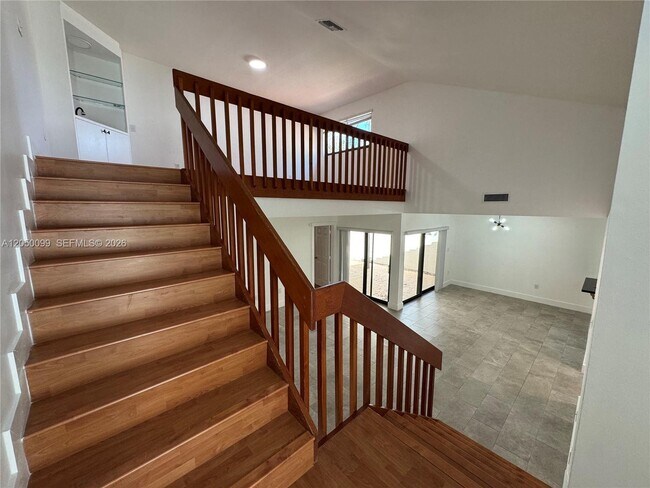 Building Photo - 12519 SW 94th Ln
