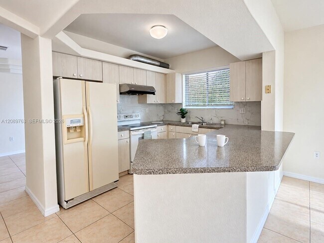 Building Photo - 130 SW 109th Ave