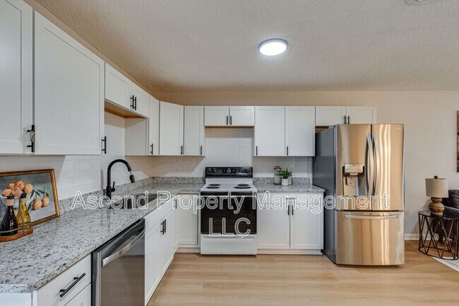 Building Photo - 9158 Westminister Cir Dr