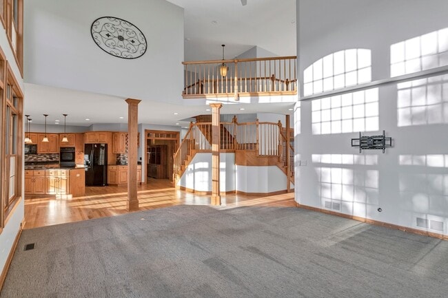 Building Photo - 4N550 School Rd