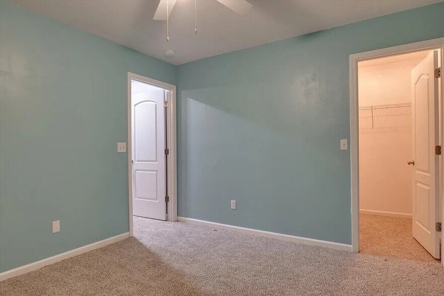 Building Photo - 756 Keyes Dr