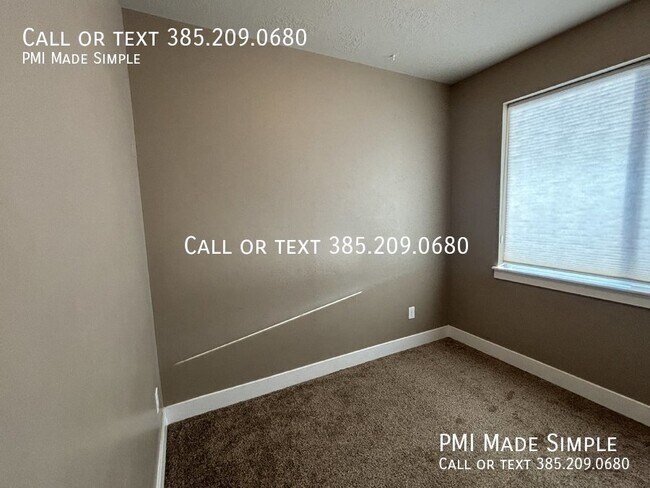 Building Photo - 2302 S Long Dr