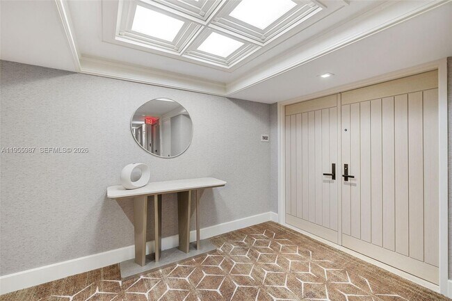 Building Photo - 1 Grove Isle Dr