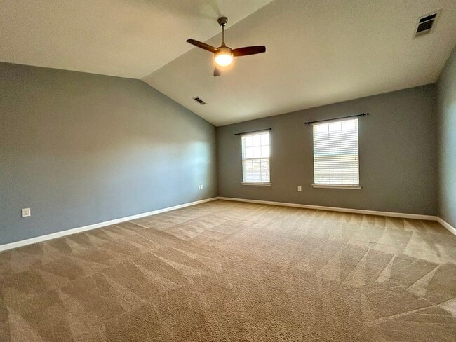 Building Photo - 3987 Tallowtree Ln