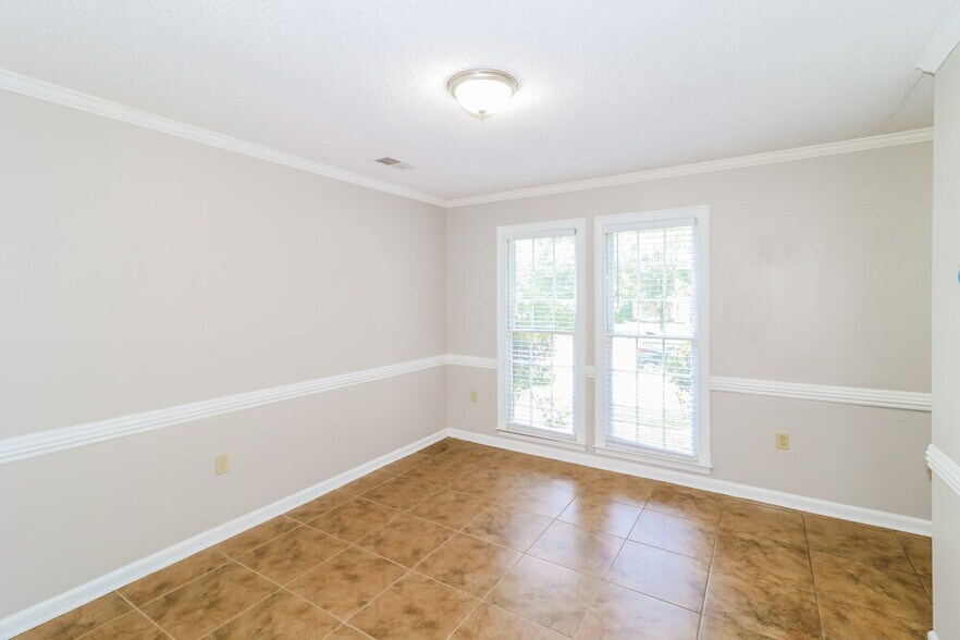 Building Photo - 57 S Sanga Rd