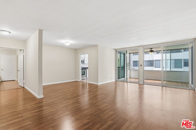 Building Photo - 8701 Delgany Ave