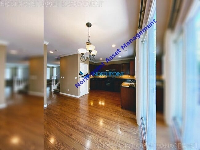 Building Photo - Spacious 4BR/2.5BA Rental Home in North Na...