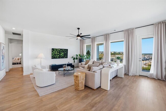 Building Photo - 256 Smoke Tree Cir