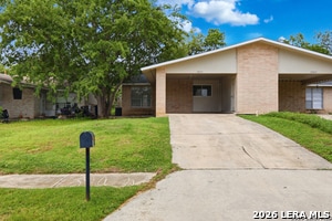 Building Photo - 9813 Conbes Dr