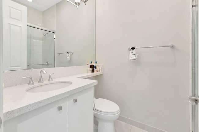 Building Photo - 16317 Cabernet Dr