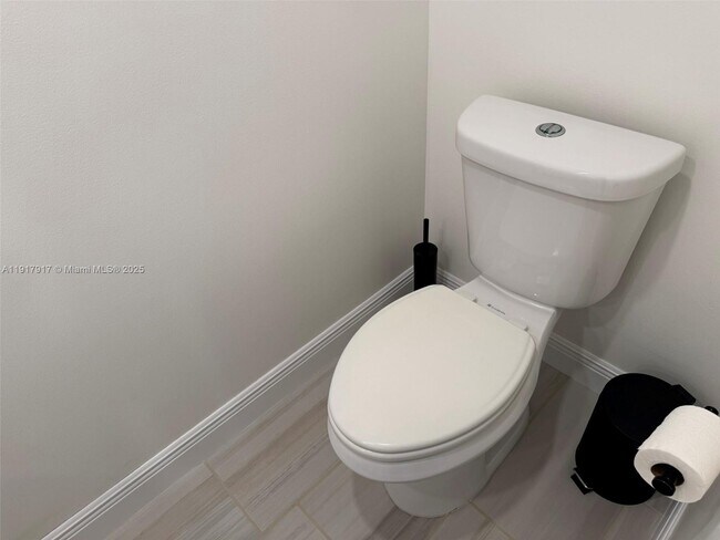 Building Photo - 16226 SW 92nd Ave