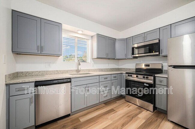 Building Photo - 7801 W 83rd St