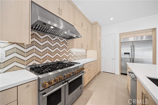 Building Photo - 360 Riverbend